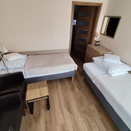 Apartamenty I Pokoje U Kryni Sztutowo Exterior foto