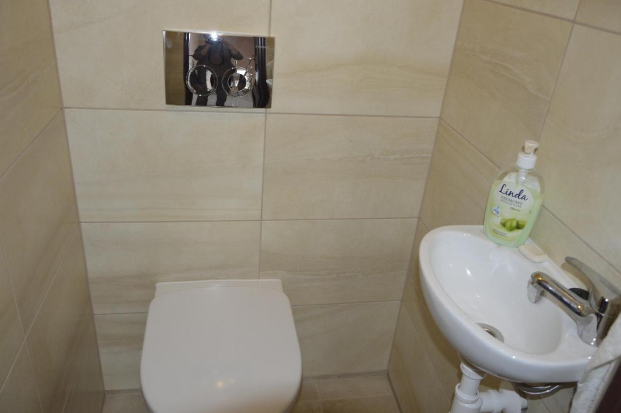 Apartamenty I Pokoje U Kryni Sztutowo Exterior foto